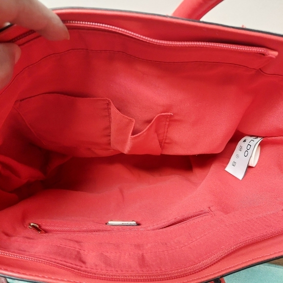 ALDO Candy Apple Red Tote Bag Purse - Picture 11 of 16